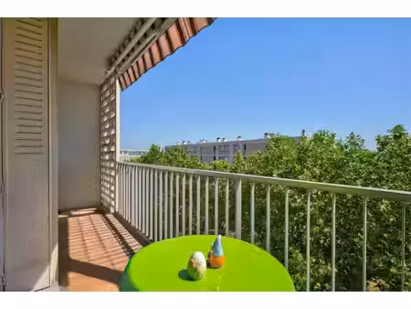 appartement de 4 pièces de 70 m² à bron