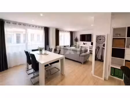 t5 duplex en centre ville d'aix les bains