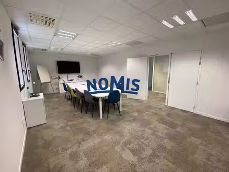 location bureaux vertou 44120 302m²