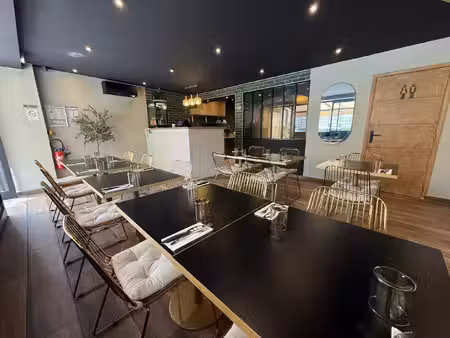 restaurant
