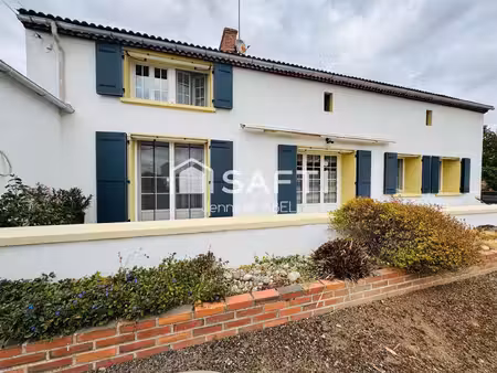 maison avec nombreuses dépendances et fort potentiel