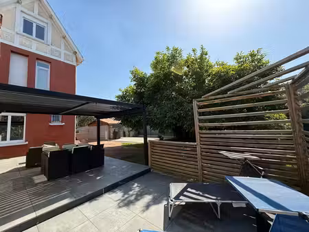 liévin  62800  maison bourgeoise  6 chambres  jardin  garage
