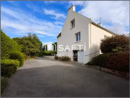 maison familiale de 146 m² avec vie de plain-pied et terrain de 1 794 m²