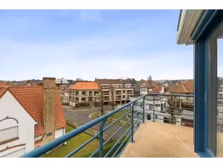 appartement ensoleillé avec vue dégagée