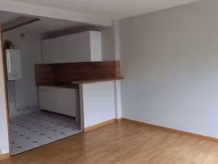location appartement 2 pièces à laval (53000) : à louer 2 pièces / 47m² laval