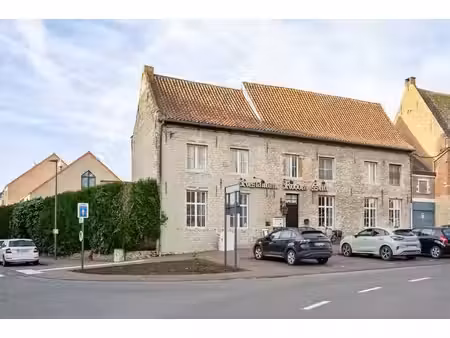 handelspand met bovengelegen woonst op toplocatie te erps...