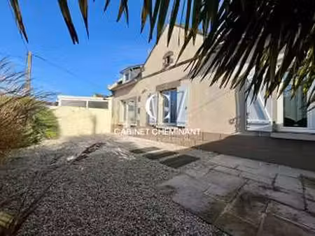 location maison meublé à dinard (35800) : à louer meublé / 55m² dinard