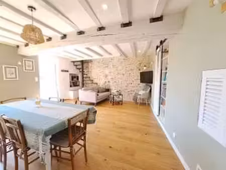 location maison à mouchamps (85640) : à louer / 80m² mouchamps
