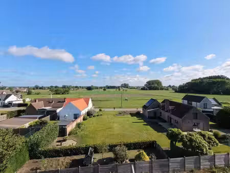 prachtige bouwgrond van 760 m² voor open bebouwing in het...