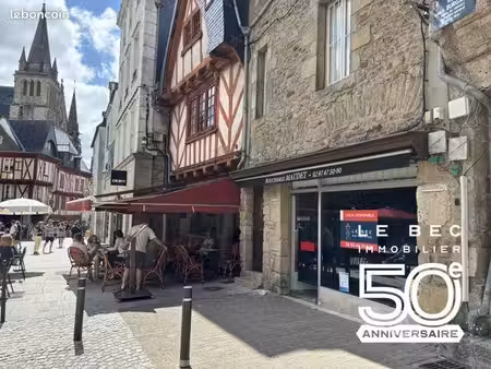local 40 m² vannes