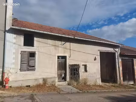 grange avec ancien corps de logement et terrain – sivry-la-perche (meuse)