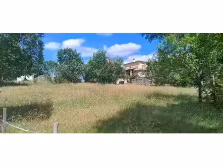 terrain constructible à vendre