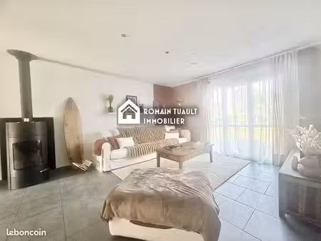 maison 5 pièces 106 m²