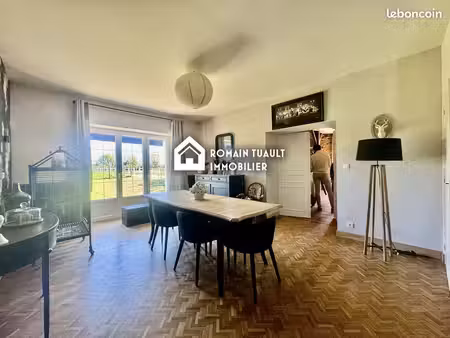 maison 9 pièces 197 m²