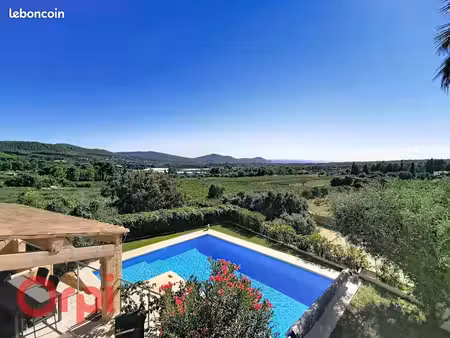 maison 5 pièces 180 m²