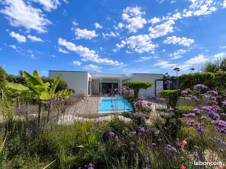 villa contemporaine avec piscine et jardin exotique – le temple-sur-lot