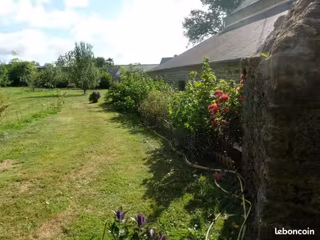 longère 4000m2 de terrain
