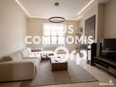 maison 5 pièces 177 m²