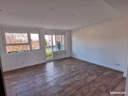 appartement 64m2 3ch refait à neuf