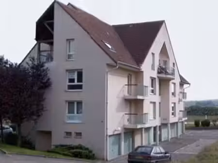 marlenheim centre f1 grand balcon + parking exterieur