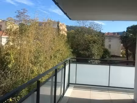 nice cap de croix - cimiez -appartement de 2 pièces