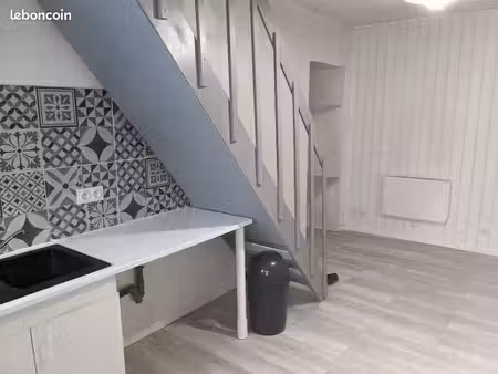 a louer appt de 35 m² a l' année à saint laurent-medoc 33112