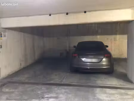 place de parking marseille 13002 la joliette