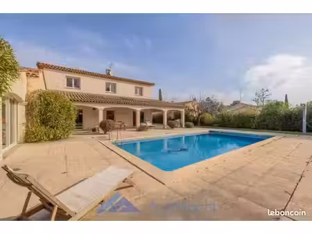 maison 7 pièces 142 m²