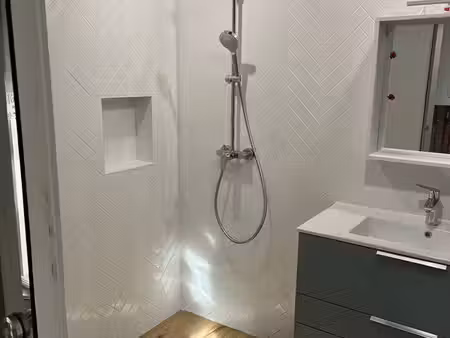 chambre privée chez l'habitante