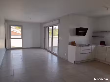 appartement 3 pièces 75 m²