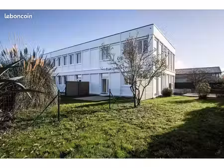 bureaux 82 m² lanester