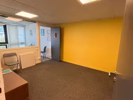 bureau privatif 11 m² – cœur de lorient