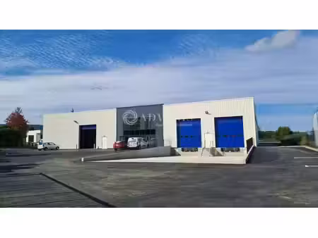 location entrepôt 1988m²