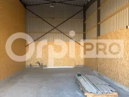 location entrepôt sainte soulle 17220 100m²