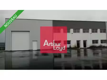 location entrepôt 366m²
