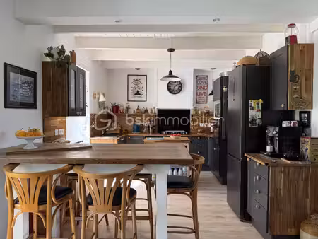 maison de 141 m² à plomodiern