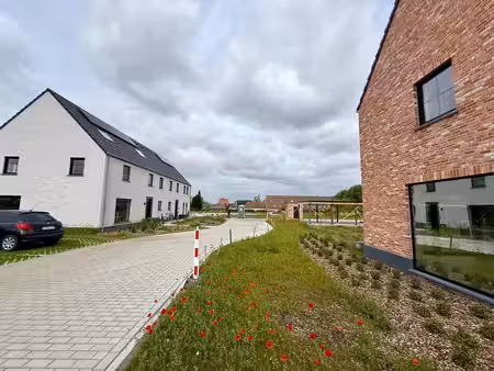 laatste loten beschikbaar! prachtige ben-nieuwbouwwoning mét autostaanplaats/carport!