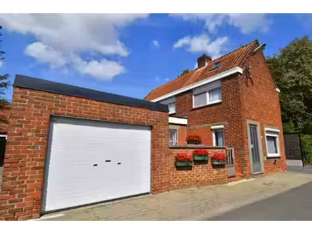 woning met veel potentieel  garage en charmante tuin te koop in kuurne
