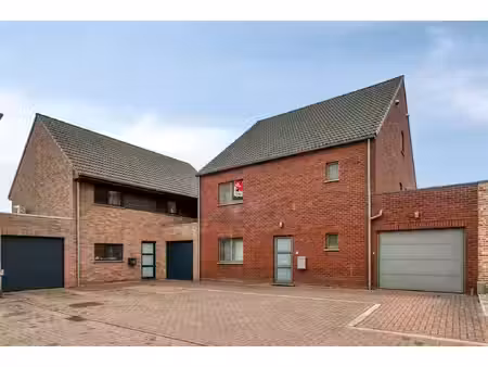 uitzonderlijk ruime en toekomstgerichte woning met een indrukwekkende 358m² bewoonbare opp