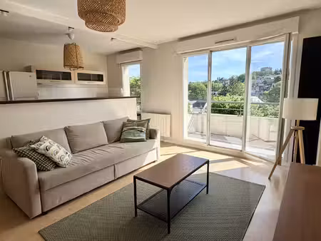 appartement t2 avec balcon  48 89 m2