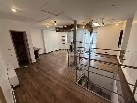 vente bureaux orleans 45000 67m²