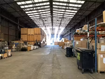 vente entrepôt libourne 33500 3470m²