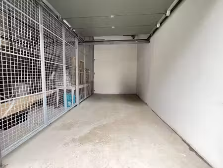 vente parking / box  12.00m²  la rochelle