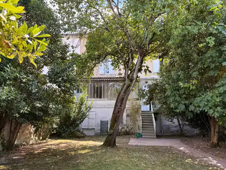 maison familiale de caractère avec 6 chambres  jardin et garage dans le quartier victor...
