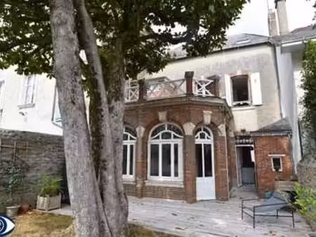 vente maison à laval (53000) : à vendre / 145m² laval
