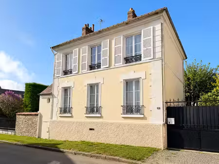 vente maison 6 pièces  105.70m²  neuilly