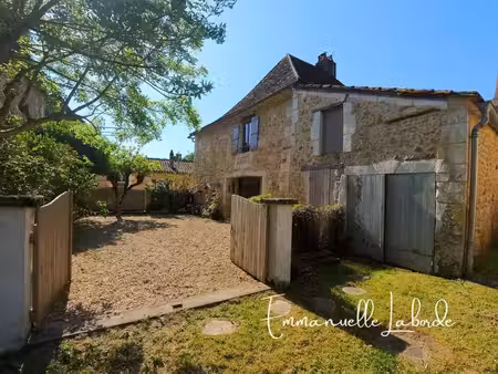 maison à vendre 9 pièces saint georges de montclard (24)