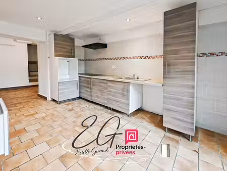 maison de village avec cour  balcon et terrasse - idéale premier achat ou investissement l