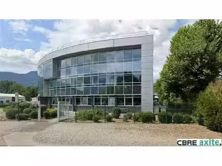 location bureau la motte servolex 640 m²