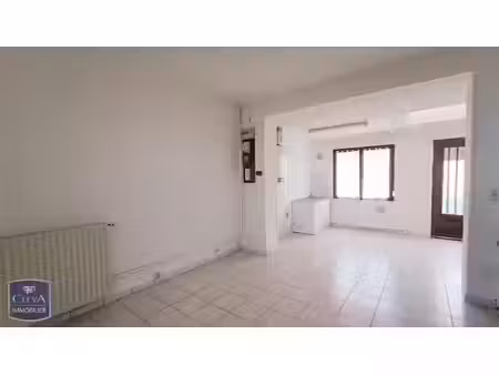 maison à louer 2 pièces 62.47 m² - saint-quentin (02) - 575€